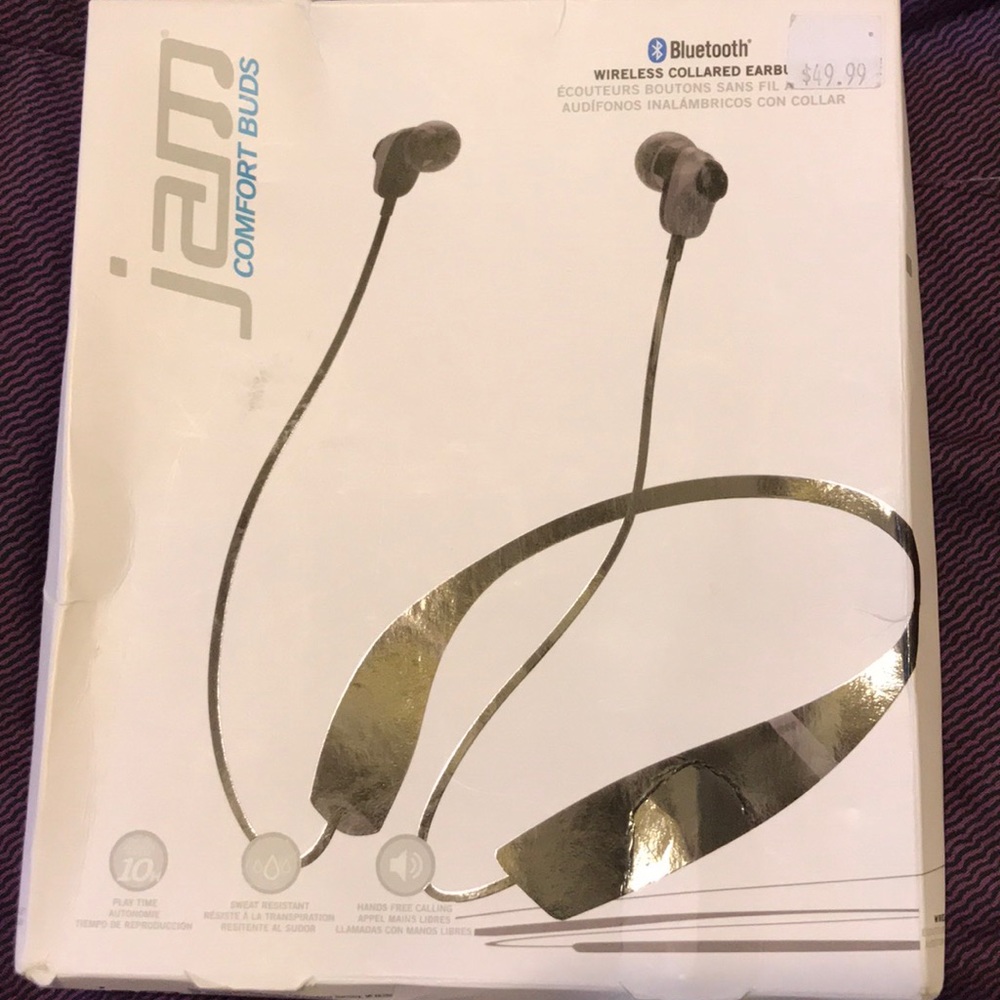 Wireless Bluetooth headphones